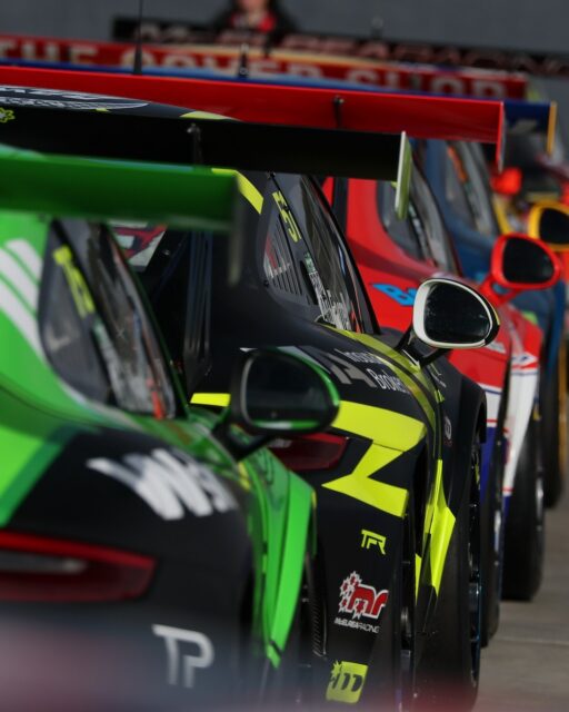 📸 One more to go in the Phillip Island sunshine! 

Watch the Jim Richards Enduro Trophy Race at 4pm AEDT today on Fox Sports and Kayo. 

#SprintChallengeAus