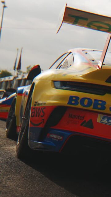 After more than 100 days away.. we're back! Setup and track walk day in the Darwin warmth. Tomorrow, we're finally back on track!
#CarreraCupAus
