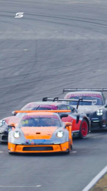 How's the save from Jacque Jarjo😱
We're back out on track for Race 2 at 1:50pm AEST.
🎥 - @foxsportsaus
#porschemotorsport #CarreraCupAus