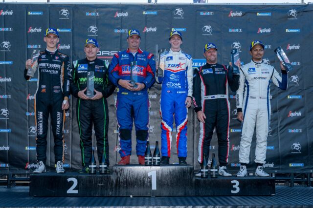Congratulations to our Round 5 Porsche Michelin Sprint Challenge Winners @kobiwilliams94 & @moylo47!

All eyes now turn to the championship finale in November at Sandown Raceway!

 #sprintchallengeaus #porschemotorsport