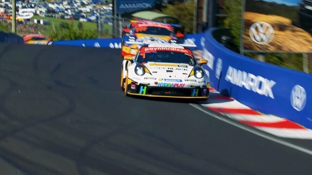 Championship leader @harrijones99 will be a busy man this time next week, as he juggles Round 5 Porsche @equityoneau Carrera Cup Australia with Supercars co-driver duties alongside @jack_lebrocq in the Bathurst 1000.
He explains what some of the key differences are between his @mcelrearacing Porsche 911 GT3 Cup car & the @mattstoneracingofficial Gen3 Camaro that he’ll be racing in across the weekend.
#CarreraCupAus #porschemotorsport #RepcoSC